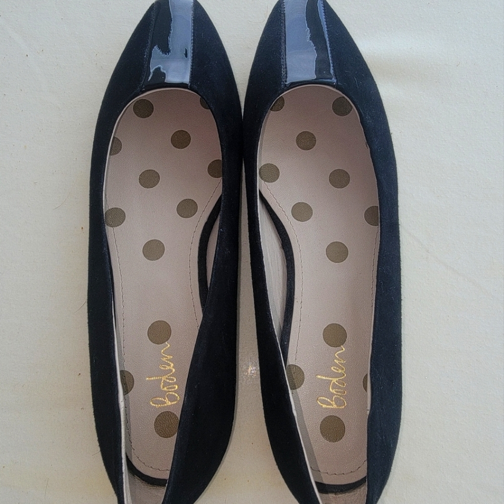 BODEN brand new black flats
